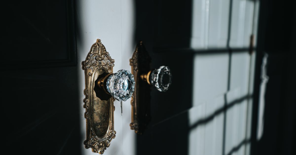 Mortise Lock and Commercial Knob Hardware: When Your Business Needs More Than a Standard Knob — Ove Locksmith NJ